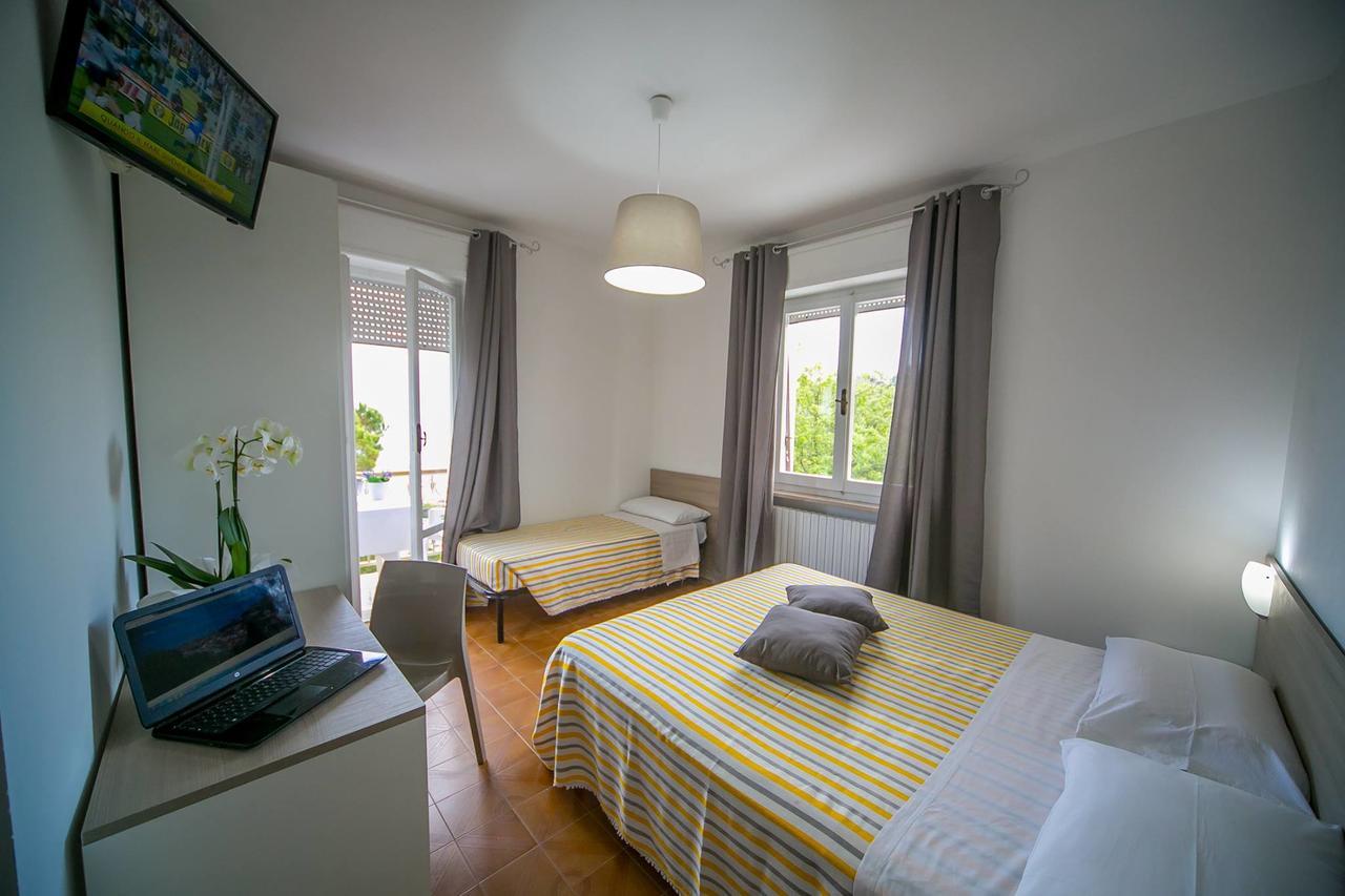 Bed and Breakfast Primo Sole Cupra Marittima Esterno foto