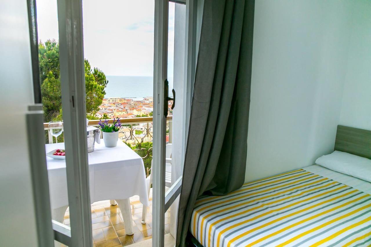 Bed and Breakfast Primo Sole Cupra Marittima Esterno foto