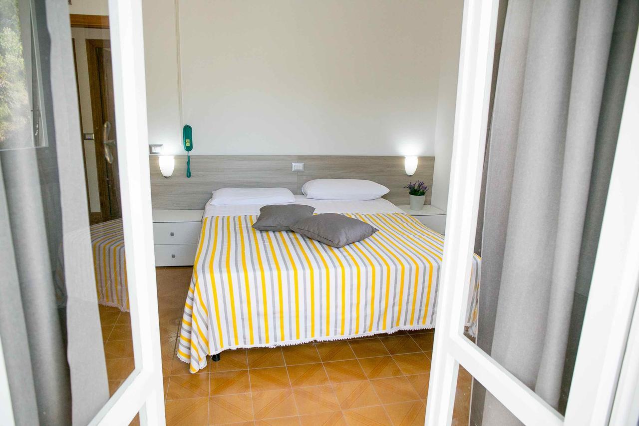 Bed and Breakfast Primo Sole Cupra Marittima Esterno foto